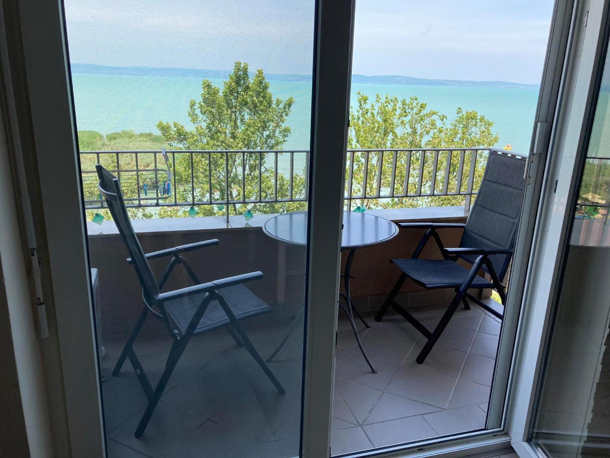 Panorama Gold Wellness Apartman Siófok Zewnętrze zdjęcie