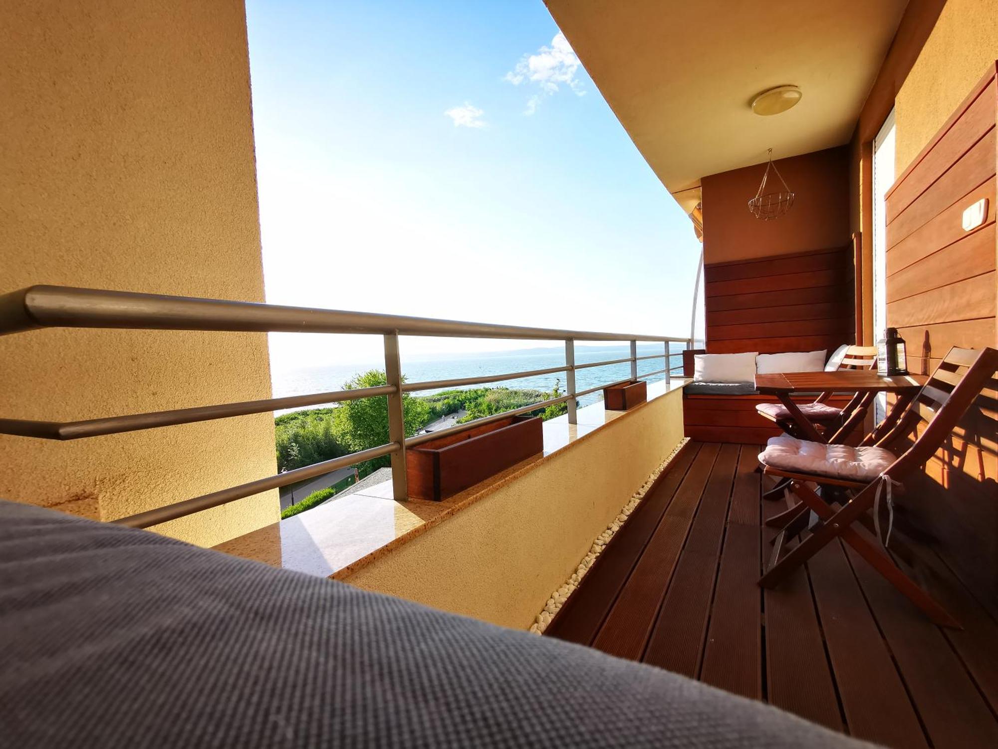 Panorama Gold Wellness Apartman Siófok Zewnętrze zdjęcie