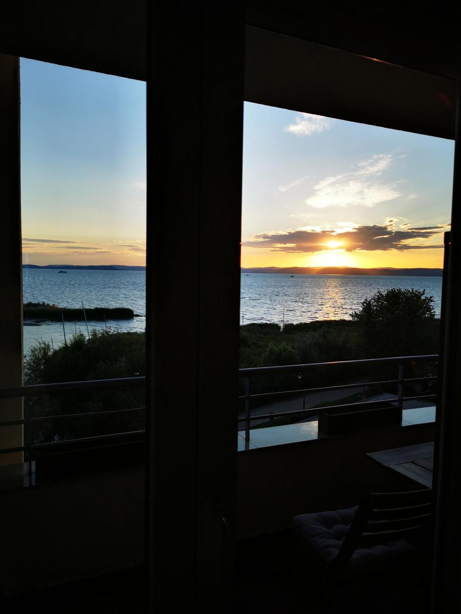 Panorama Gold Wellness Apartman Siófok Zewnętrze zdjęcie