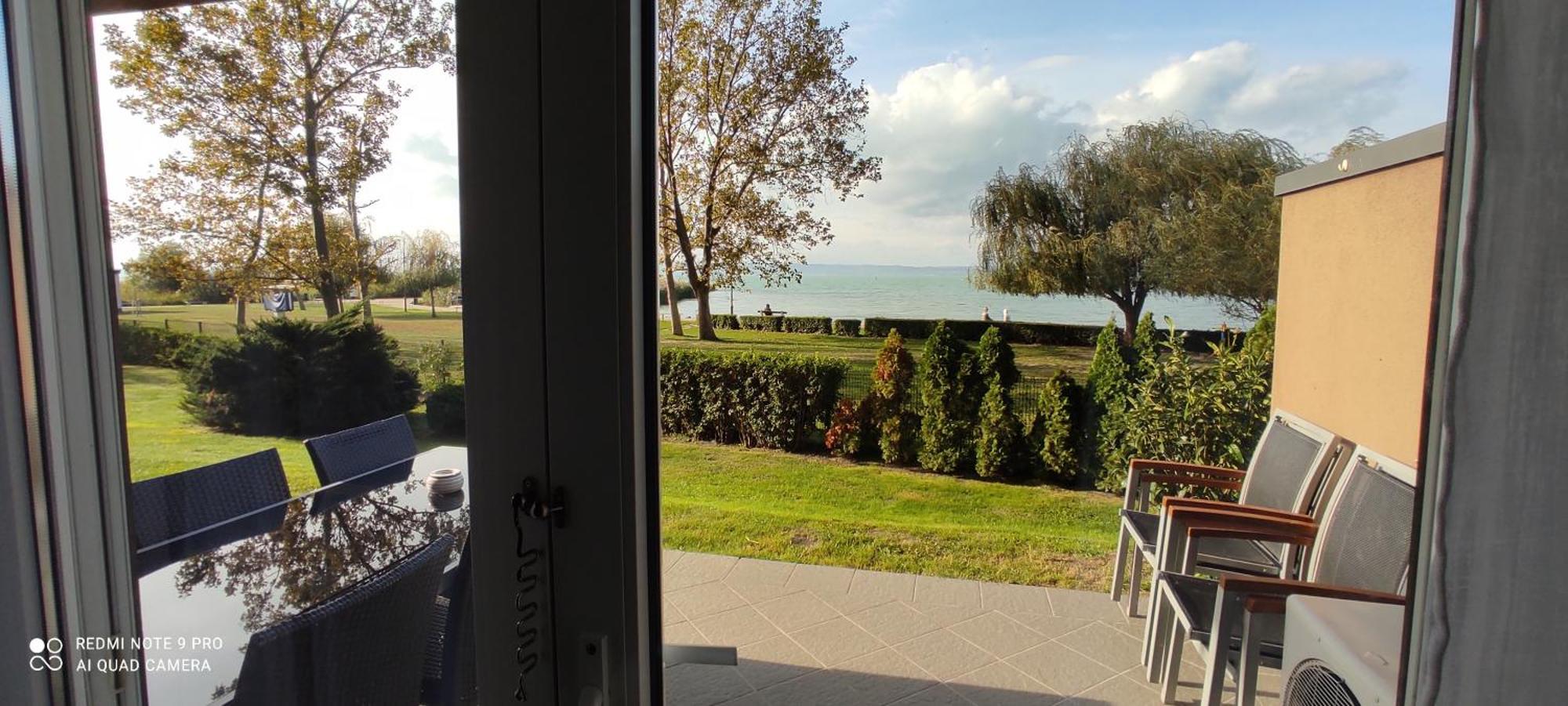 Panorama Gold Wellness Apartman Siófok Zewnętrze zdjęcie