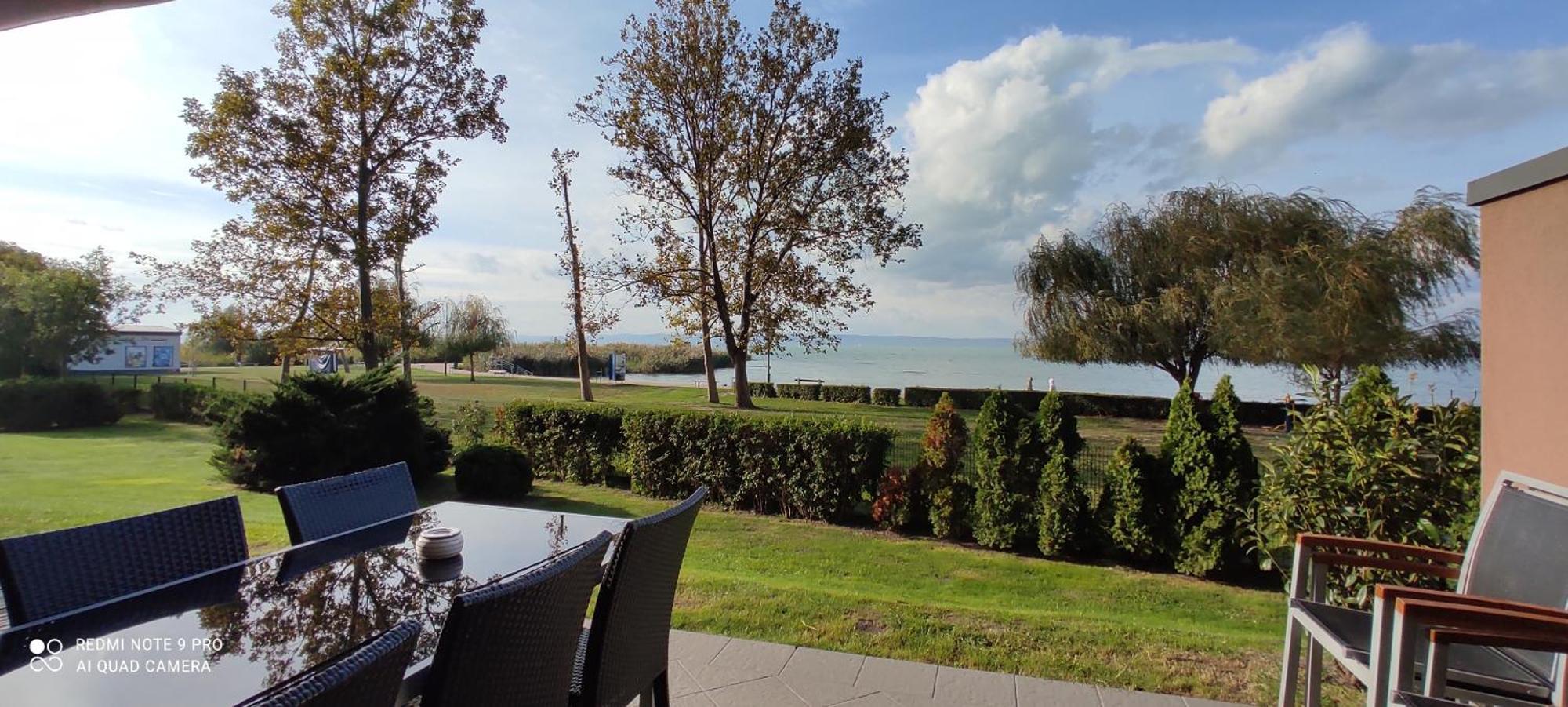 Panorama Gold Wellness Apartman Siófok Zewnętrze zdjęcie